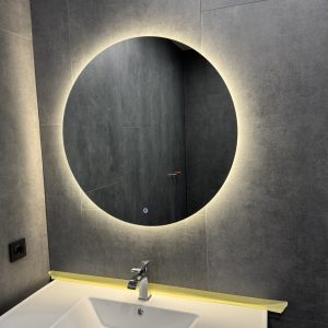 mirror